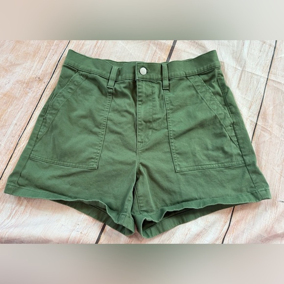 J Crew Women Utility Chino Shorts Size 28 High Waist Safari Beachy Preppy Green - Picture 1 of 8